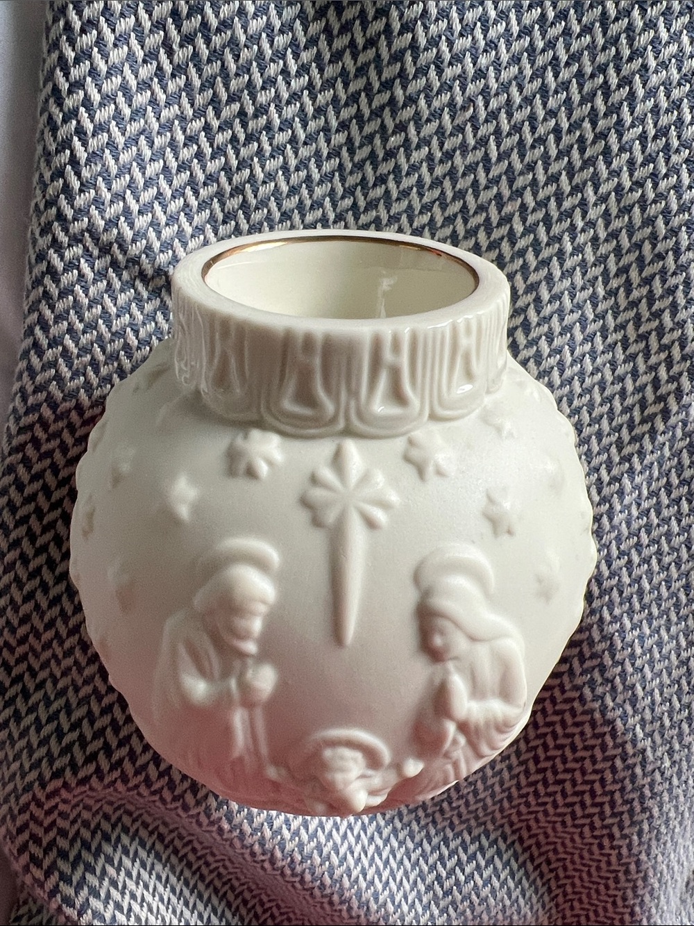 Lenox White Gold-Trim Nativity Ornament Votive